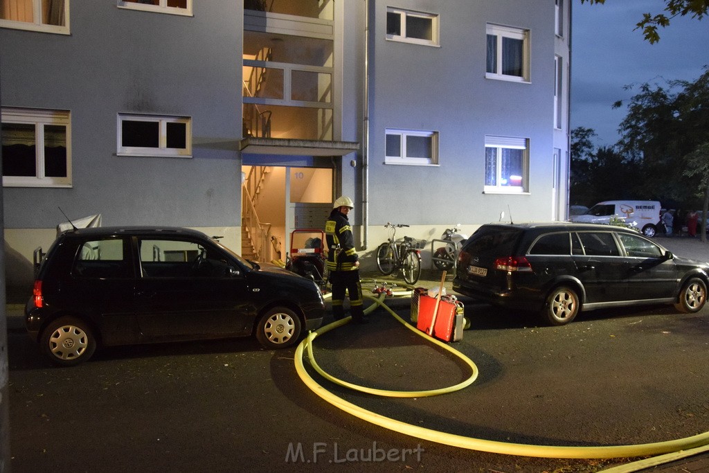 Feuer 2 Y Kellerbrand Koeln Ostheim Ruppinerstr P066.JPG - Miklos Laubert